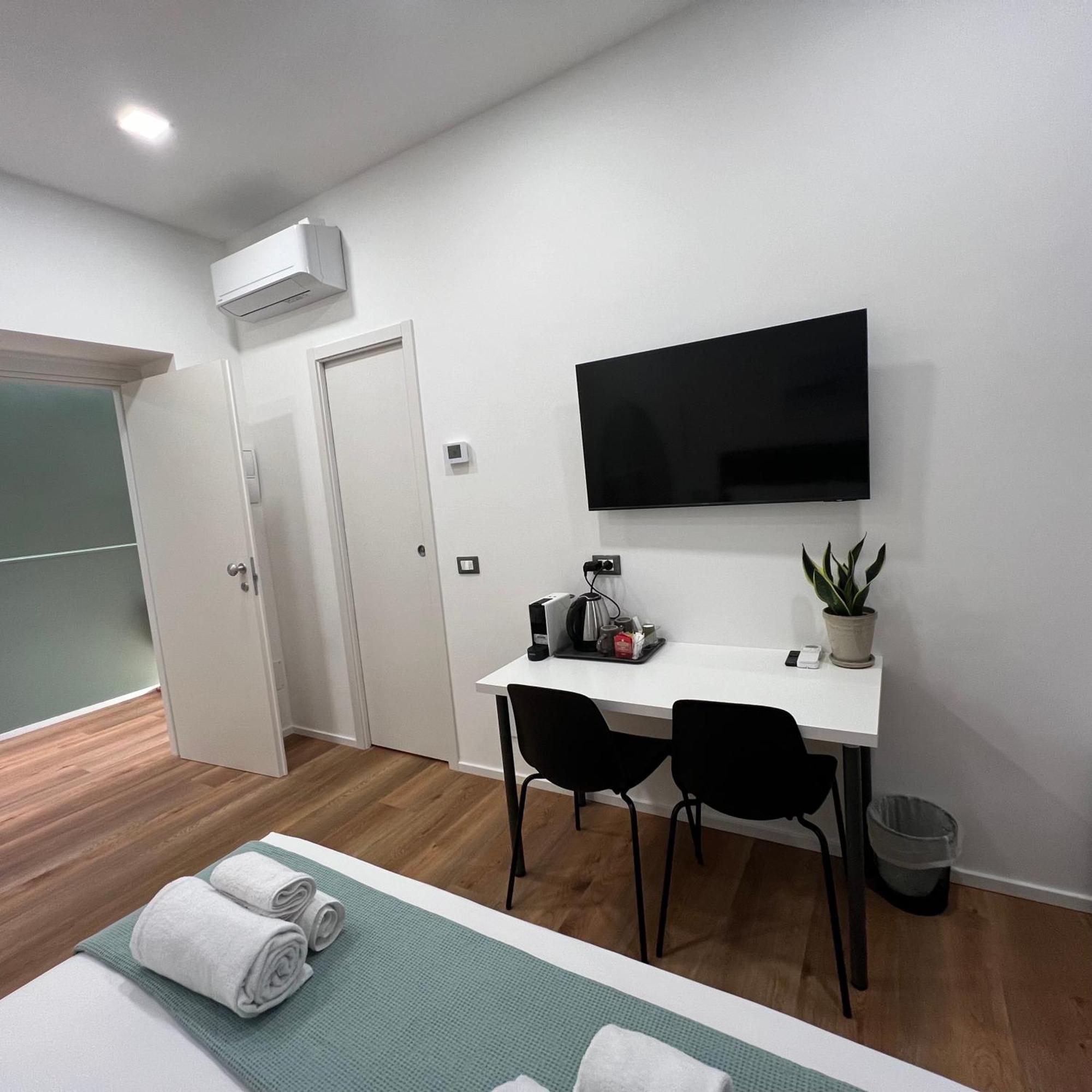 Sunrise Rooms 斯培西亚 外观 照片